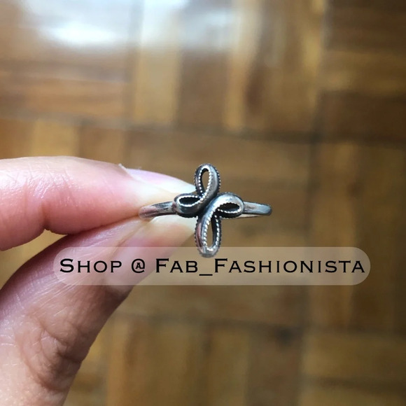 James Avery rings in size 5.25 - Picture 4 of 16